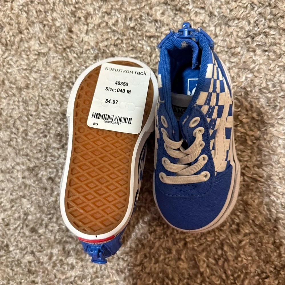 NWT Toddler Vans - Picture 2 of 5